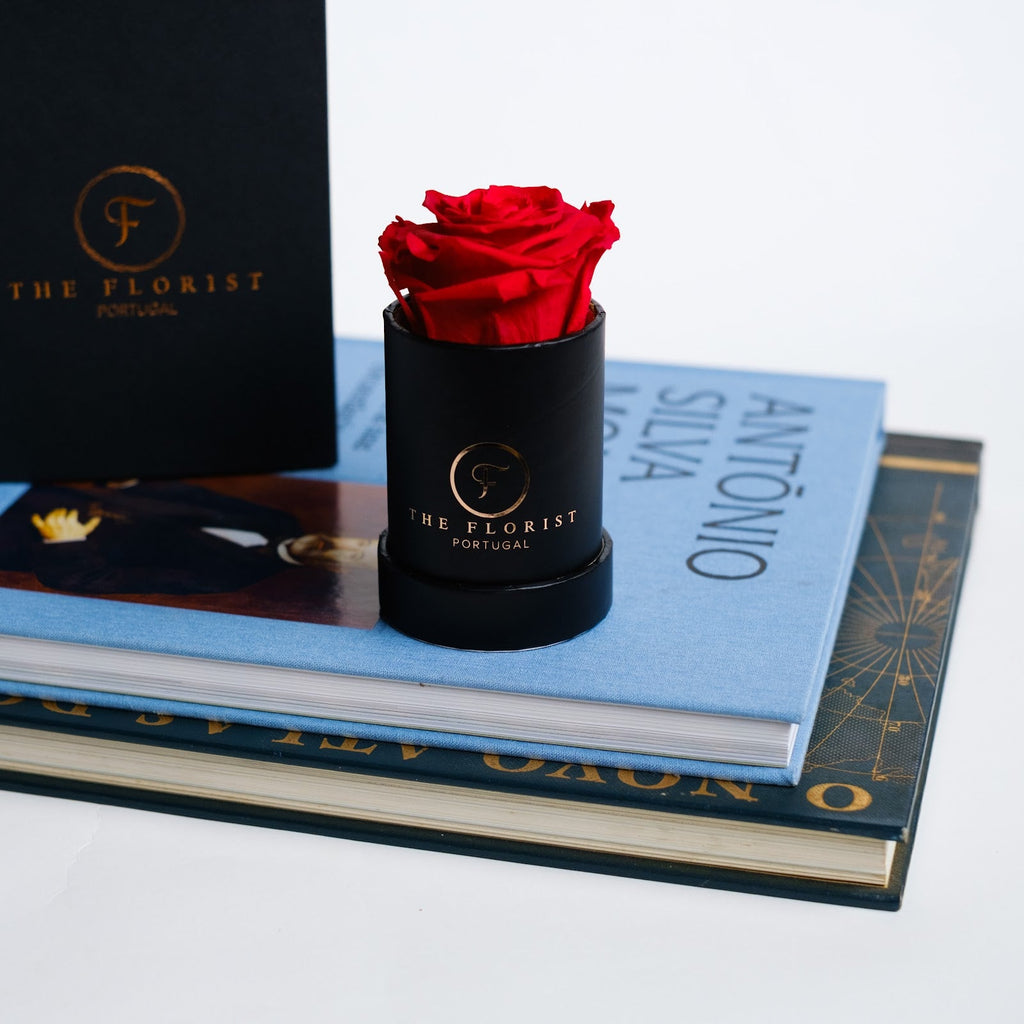 Luxurious Black Roses - The Florist