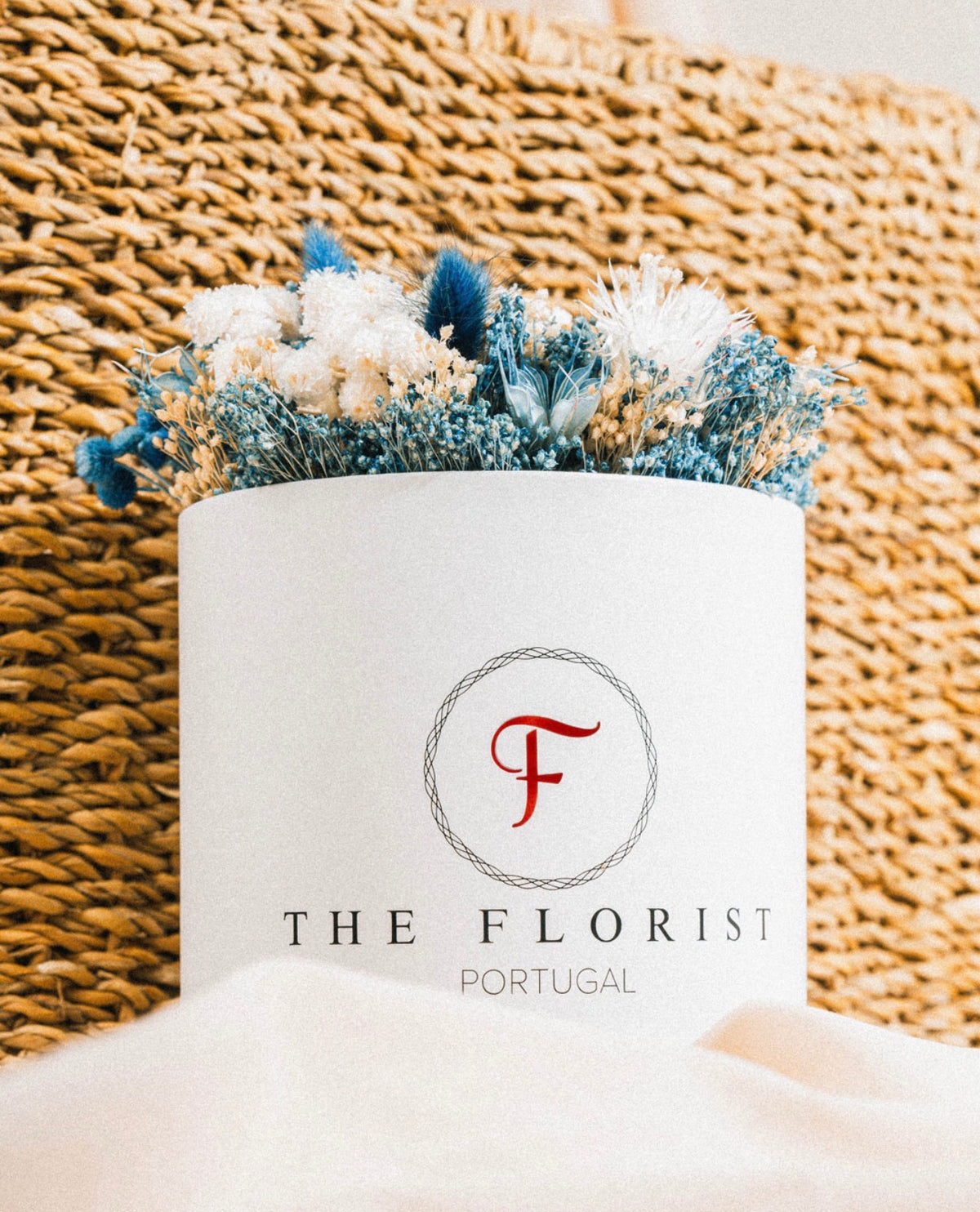 Simplicity Everlasting Blue - The Florist