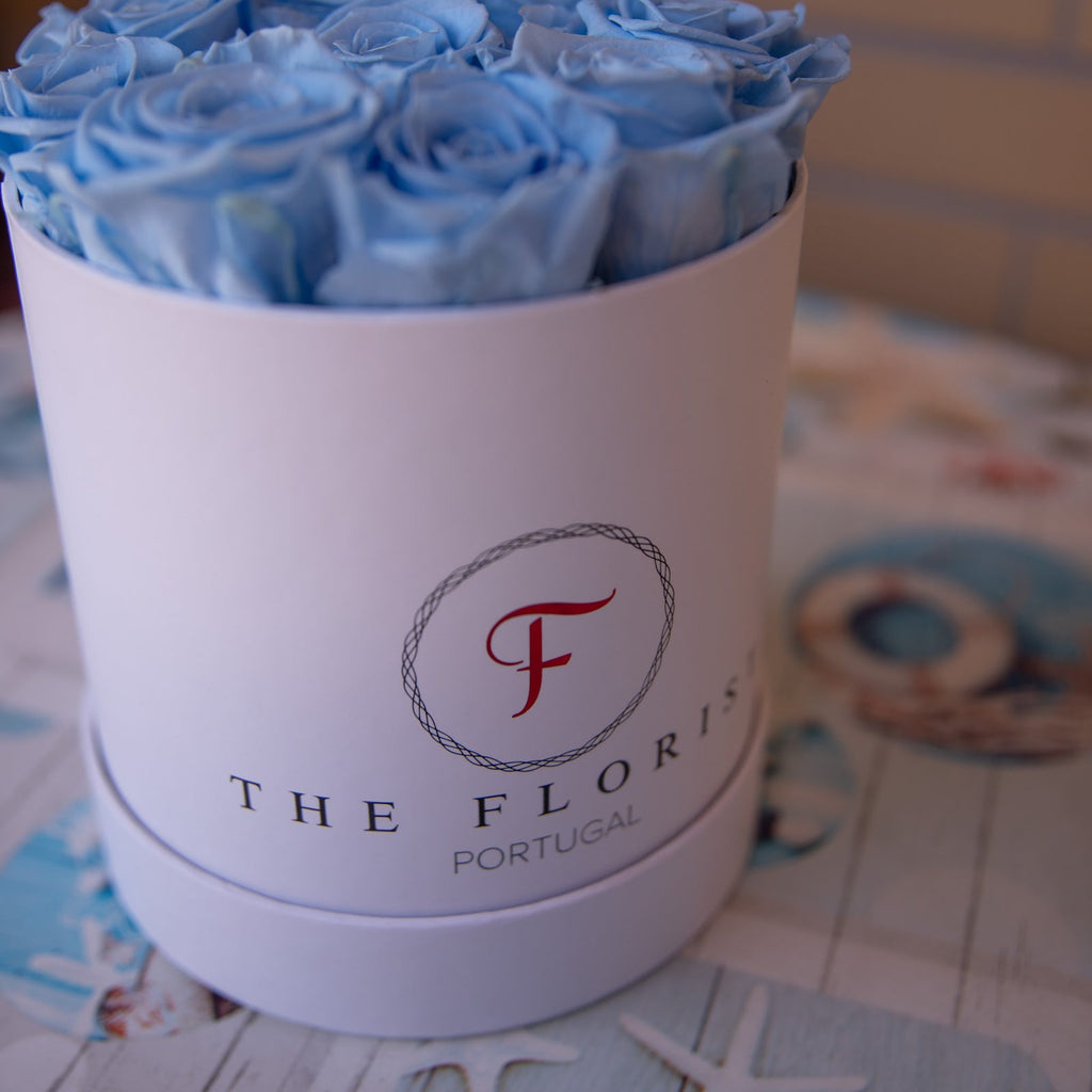 Luxurious Blue Roses - The Florist