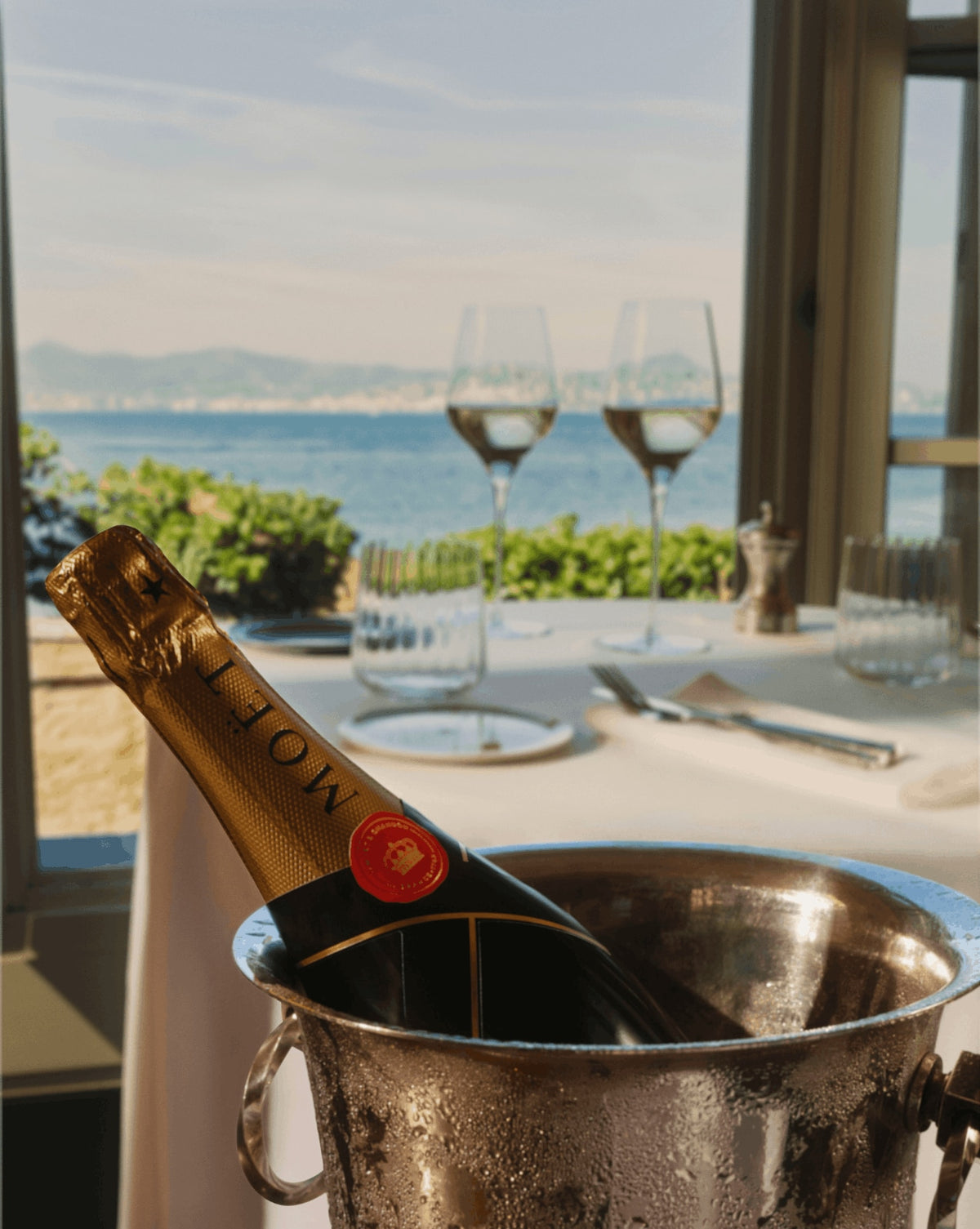 Moët &amp; Chandon Brut Impérial no balde de gelo